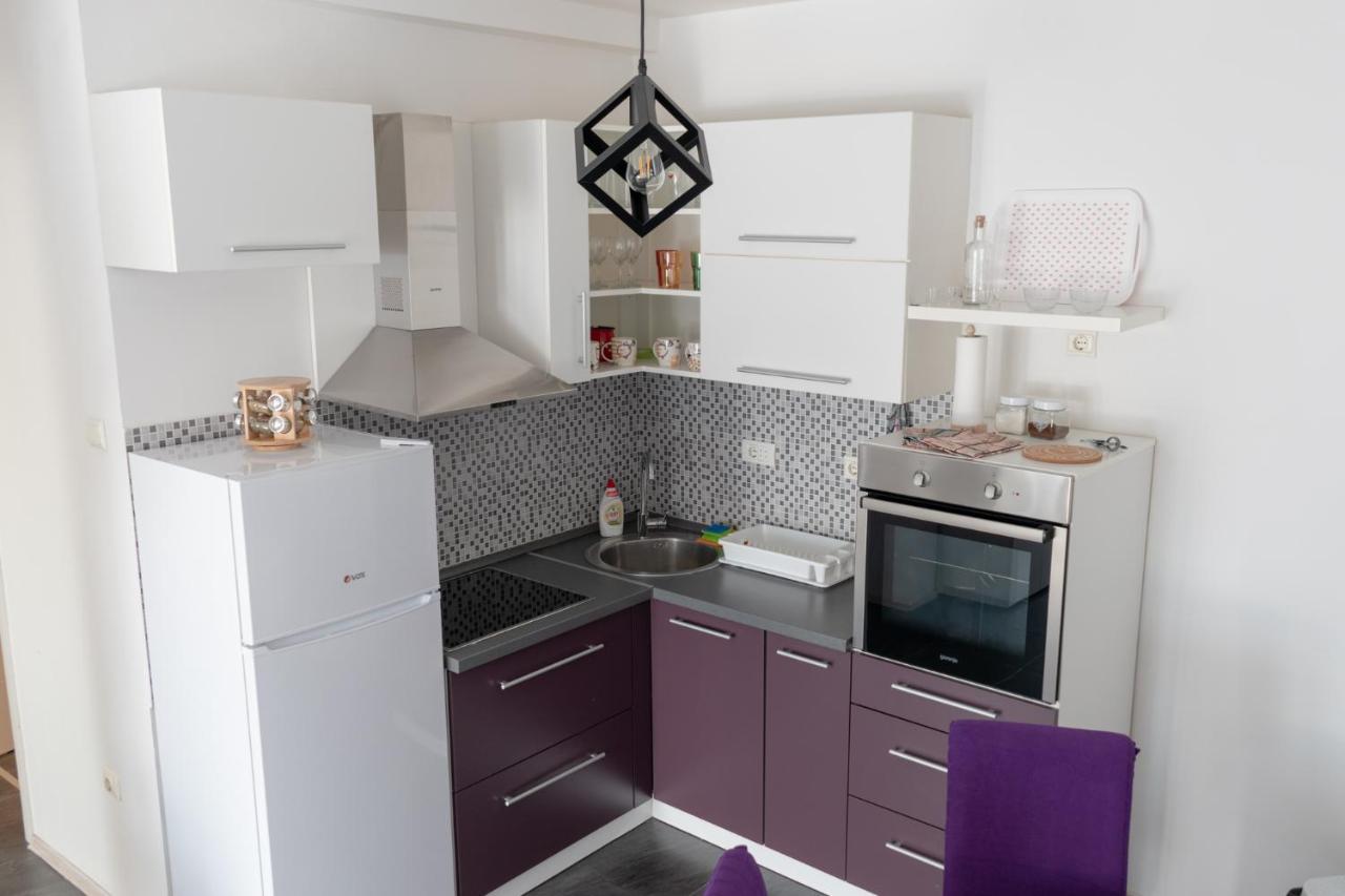 Stan Na Dan 021 Apartamento Novi Sad Exterior foto