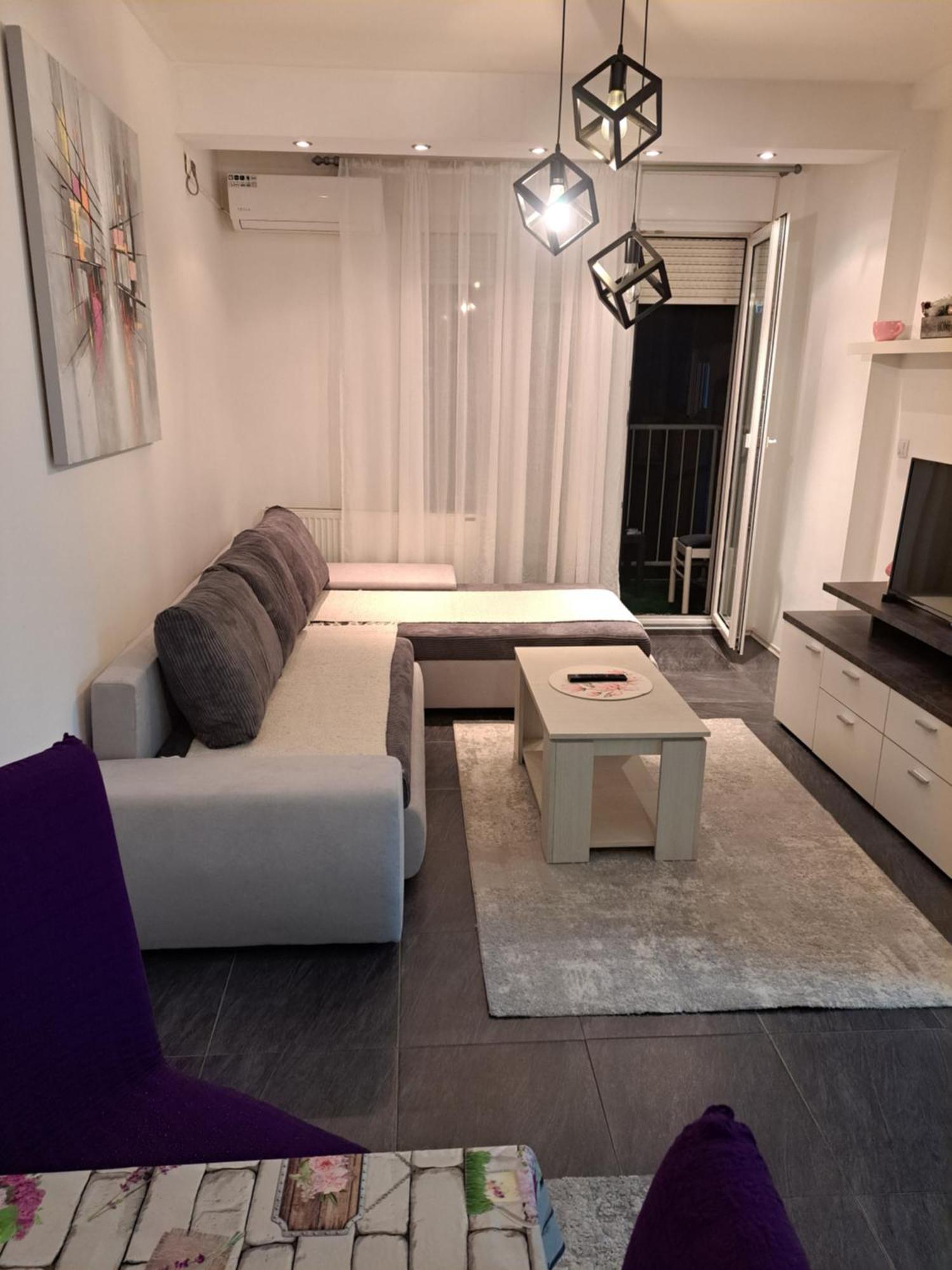 Stan Na Dan 021 Apartamento Novi Sad Exterior foto